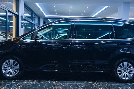 VW Sharan 128.126 km 13.999 &euro; Denkingen 78588