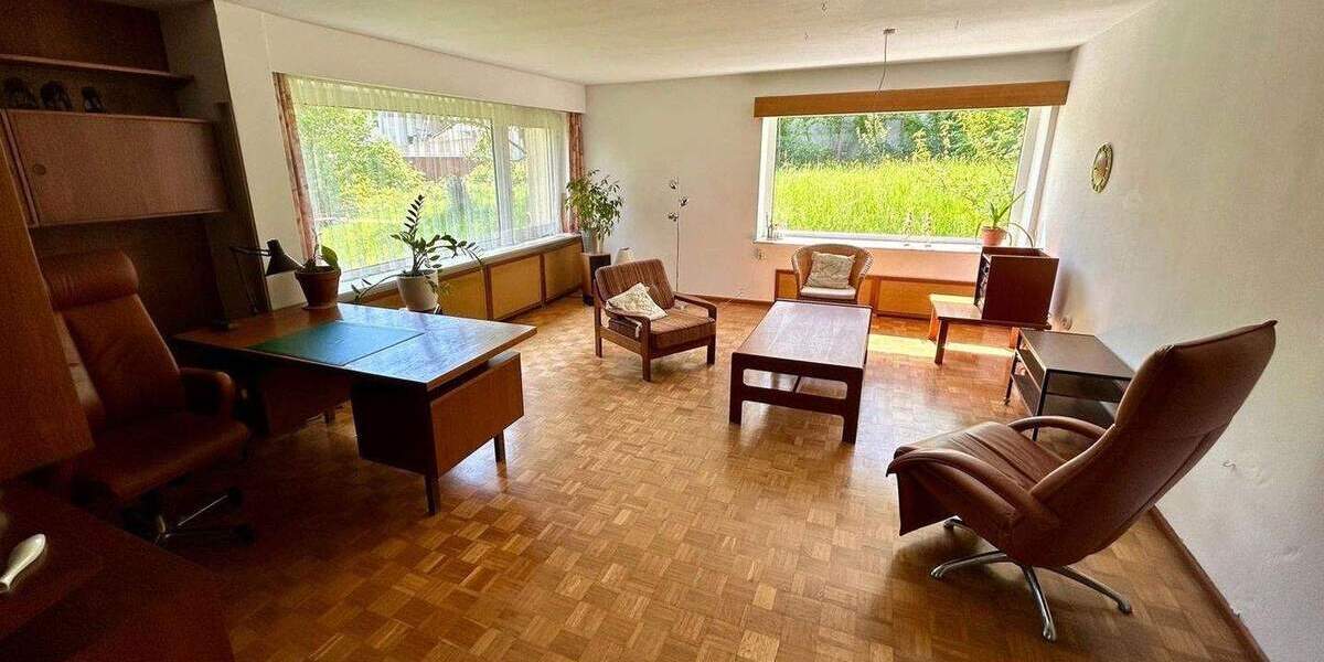 Einfamilienhaus Bad Dürrheim - 1 Zimmer, 247 m&sup2;, 980.000&euro; | Angebot:25716383
