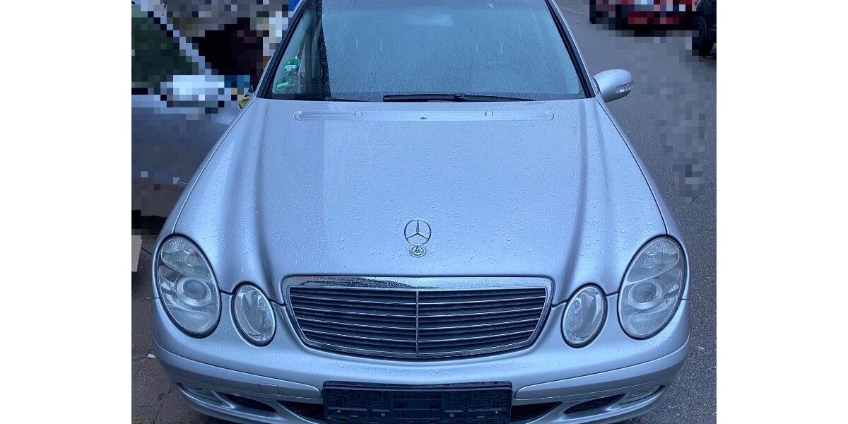 Mercedes-Benz E 220 325.500 km 2.500 &euro; Schömberg 72355