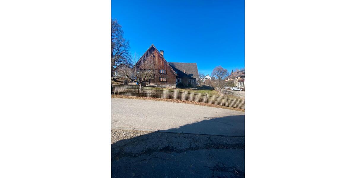 Bauernhaus, Landhaus Mönchweiler - 8 Zimmer, 220 m&sup2;, 630.000&euro; | Angebot:25403951