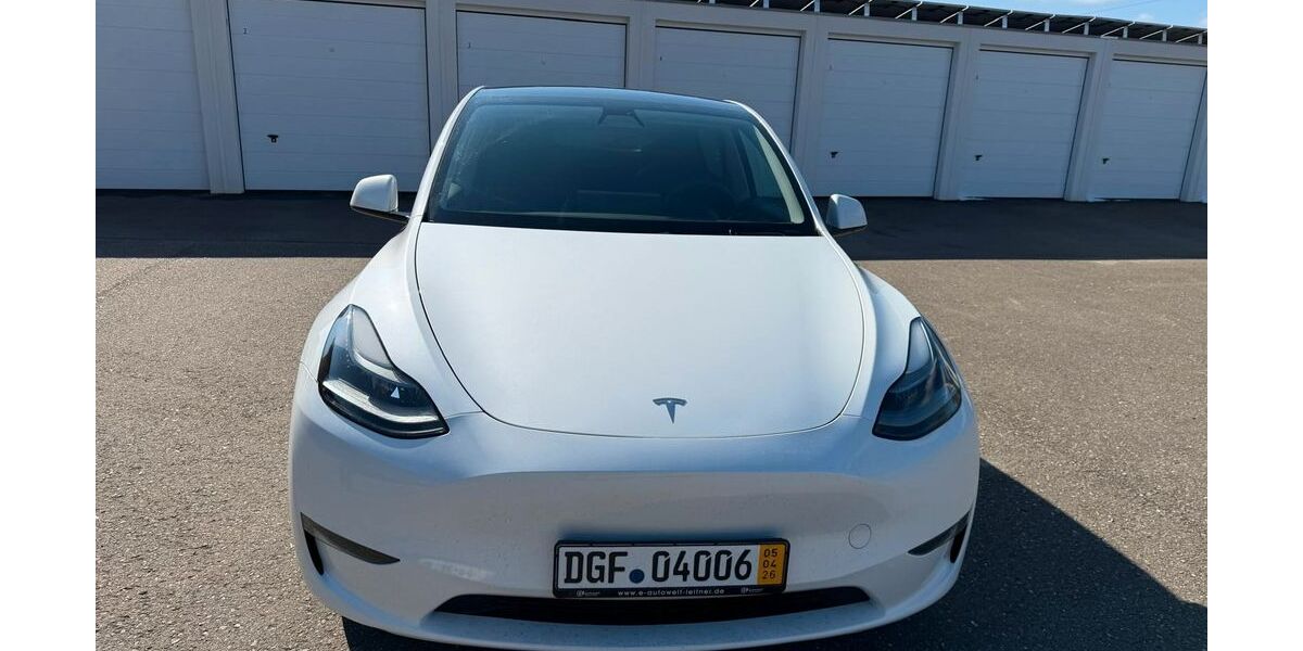 Tesla Model Y 72.000 km 38.500 &euro; Tuttlingen 78532
