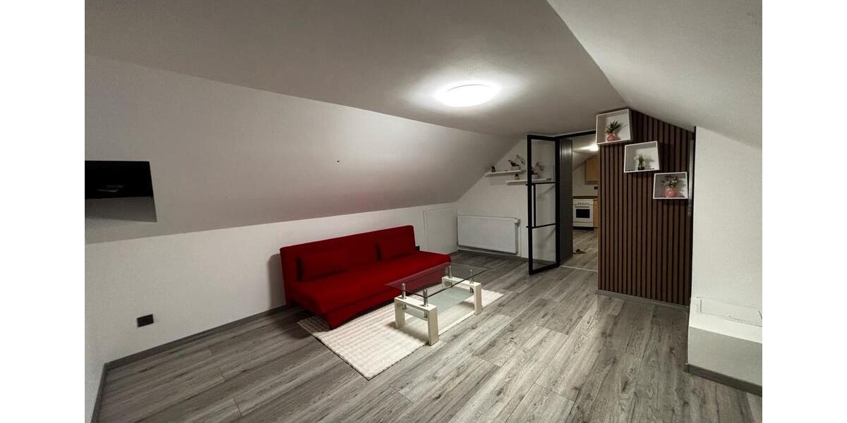 Dachgeschoßwohnung Oberndorf am Neckar - 2 Zimmer, 50 m&sup2;, 650&euro; | Angebot:25540136