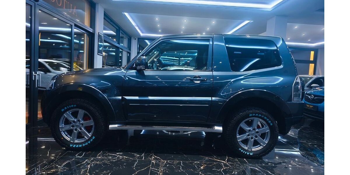 Mitsubishi Pajero 172.941 km 14.750 &euro; Denkingen 78588