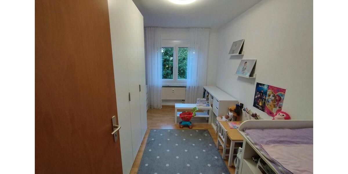 Etagenwohnung Villingen-Schwenningen Schwenningen - 4 Zimmer, 102 m&sup2;, 250.000&euro; | Angebot:24111903
