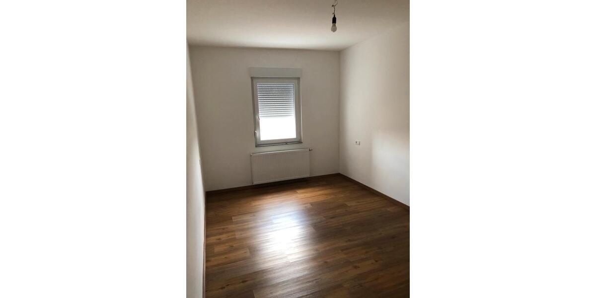 Etagenwohnung Tuttlingen - 3 Zimmer, 76 m&sup2;, 900&euro; | Angebot:25646116
