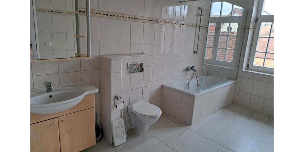 Etagenwohnung Blumberg - 3 Zimmer, 70 m&sup2;, 1.100&euro; | Angebot:25171958