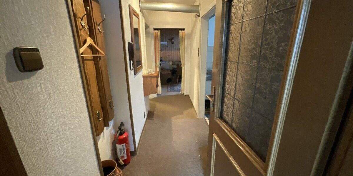 Doppelhaushälfte Villingen-Schwenningen Schwenningen - 9 Zimmer, 158 m&sup2;, 280.000&euro; | Angebot:25741648