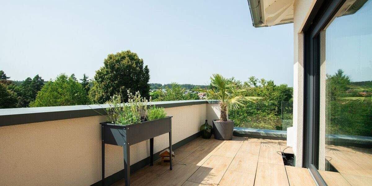 Einfamilienhaus Friedenweiler / Rötenbach Rötenbach - 7 Zimmer, 194 m&sup2;, 825.000&euro; | Angebot:25772009