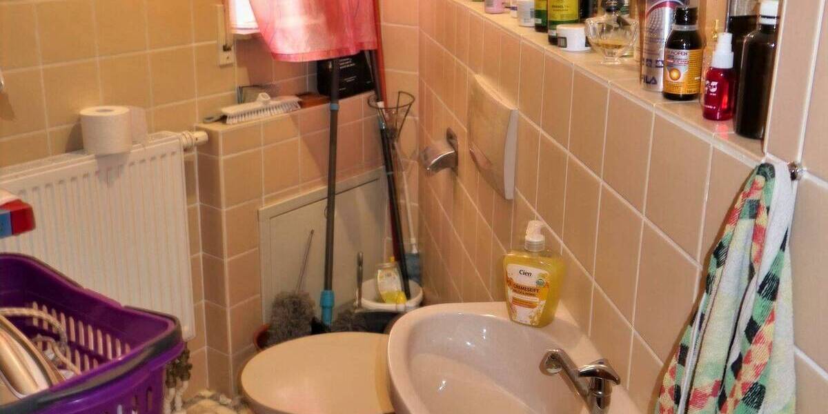 Etagenwohnung Trossingen - 4 Zimmer, 100 m&sup2;, 170.000&euro; | Angebot:25670858