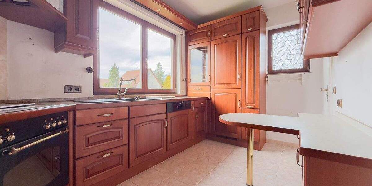 Einfamilienhaus Villingen-Schwenningen Weigheim - 6 Zimmer, 216 m&sup2;, 355.000&euro; | Angebot:25744848