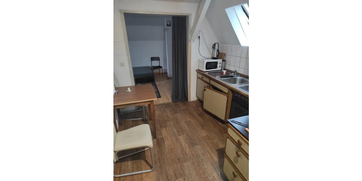 Dachgeschoßwohnung Trossingen - 2 Zimmer, 35 m&sup2;, 450&euro; | Angebot:25174530