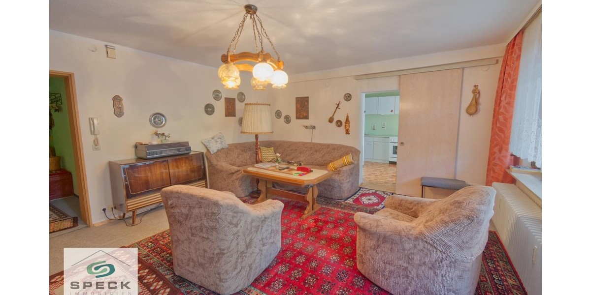 Großes Haus in sonniger Hanglage – ideal für Familien! - Zweifamilienhaus Epfendorf | Angebot:24421604