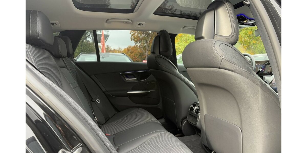 Mercedes-Benz C 300 d/AVANTGARDE/PANORAMA/ACC/KAMERA/DAB/LED 44.969 km 33.900 &euro; Villingen-Schwenningen 78054