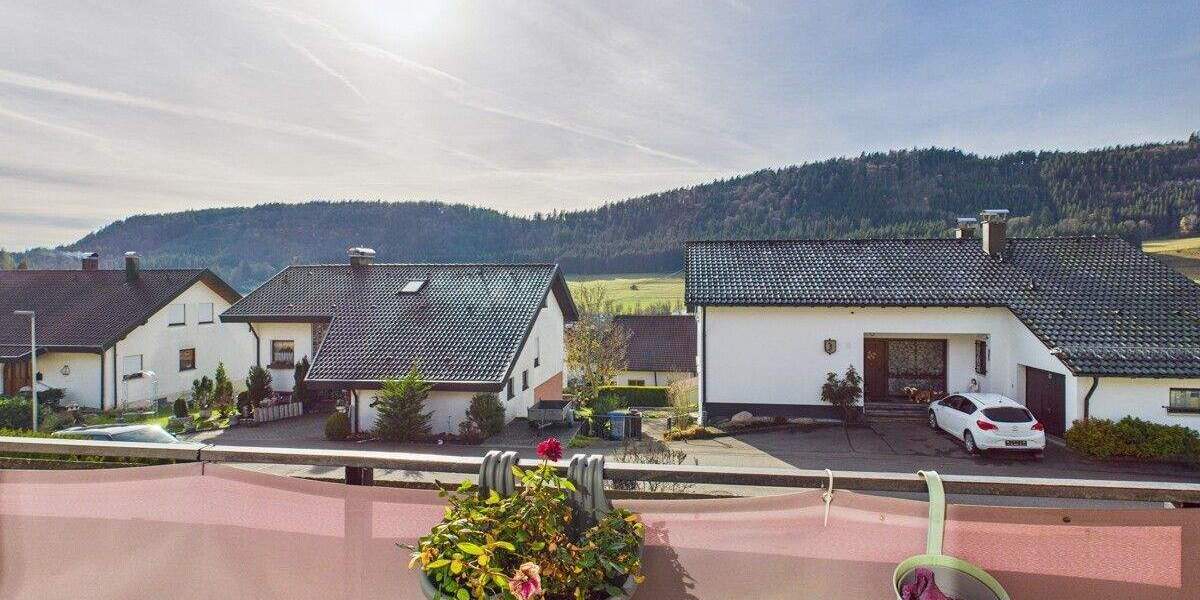 Einfamilienhaus Reichenbach am Heuberg - 7 Zimmer, 170 m&sup2;, 279.000&euro; | Angebot:25683364