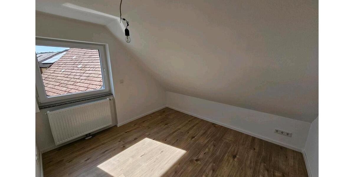 Dachgeschoßwohnung Immendingen - 3 Zimmer, 55 m&sup2;, 620&euro; | Angebot:26665991