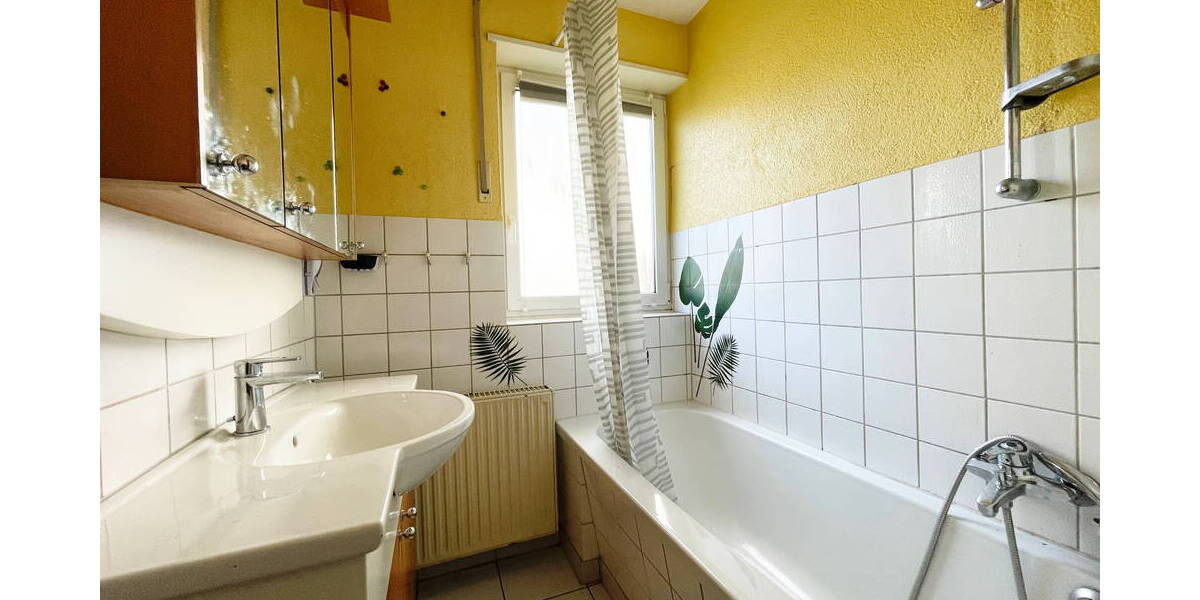 Mehrfamilienhaus, Wohnhaus Tuttlingen - 6 Zimmer, 176 m&sup2;, 499.000&euro; | Angebot:25726323