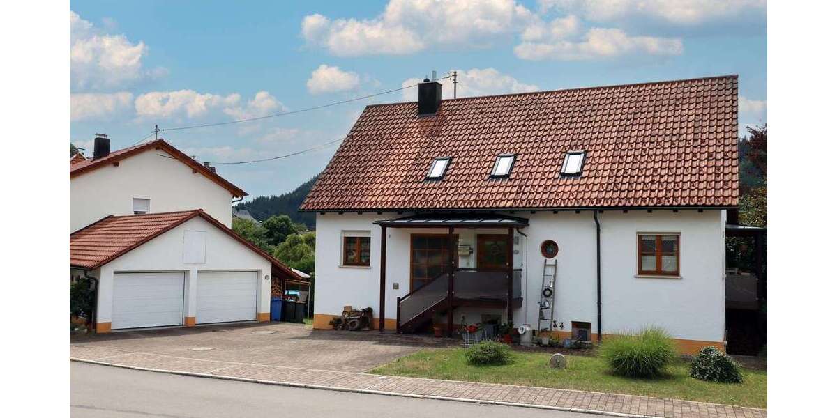Einfamilienhaus Reichenbach am Heuberg - 9 Zimmer, 210 m&sup2;, 469.000&euro; | Angebot:25819215