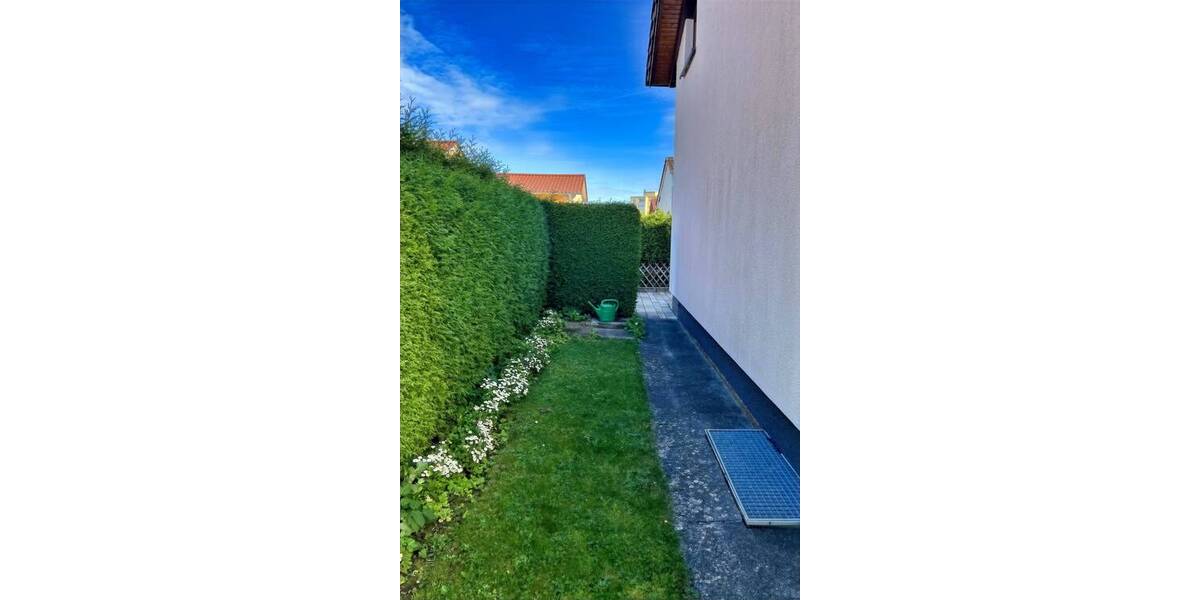 Doppelhaushälfte Gosheim - 7 Zimmer, 141 m&sup2;, 229.000&euro; | Angebot:25670855