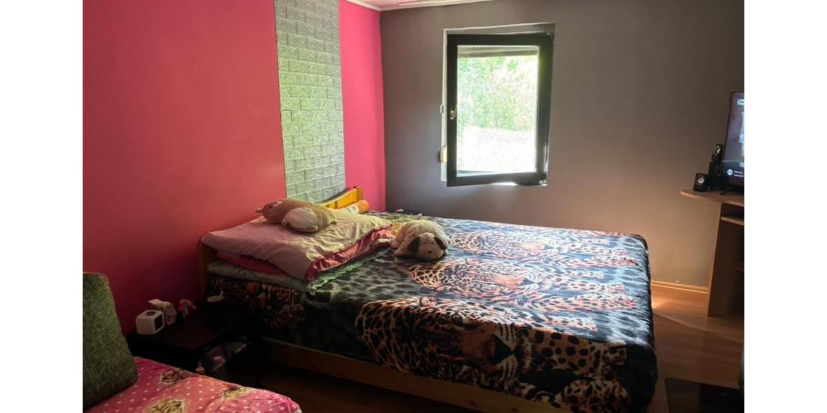 Einfamilienhaus Triberg im Schwarzwald - 3 Zimmer, 3.604 m&sup2;, 52.000&euro; | Angebot:25855548