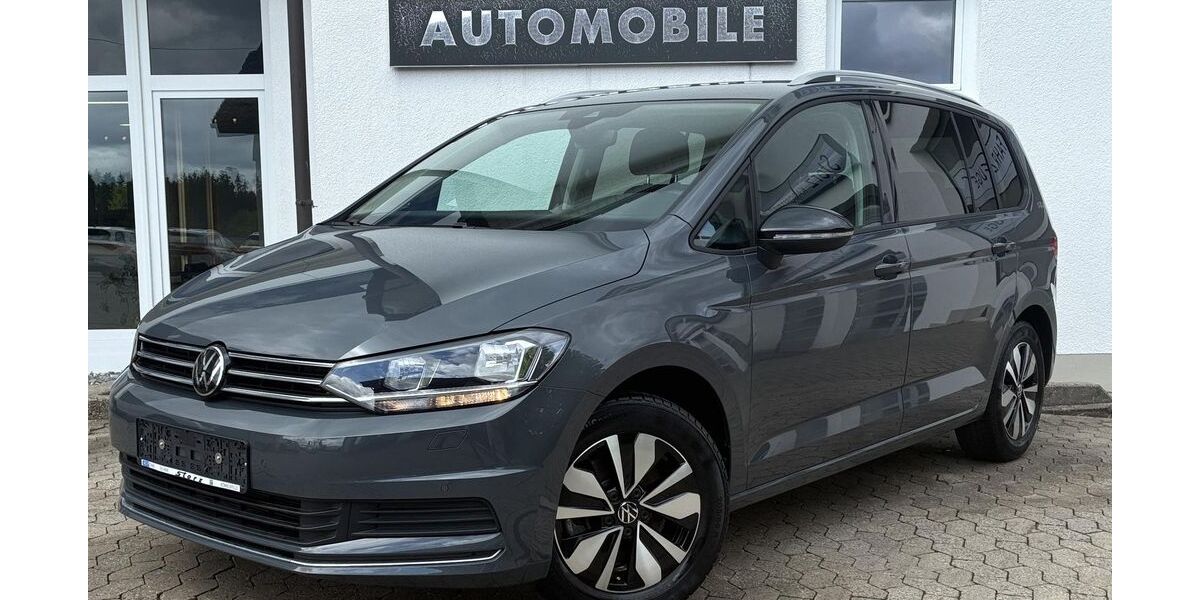VW Touran 24.500 km 32.969 &euro; Königsfeld 78126