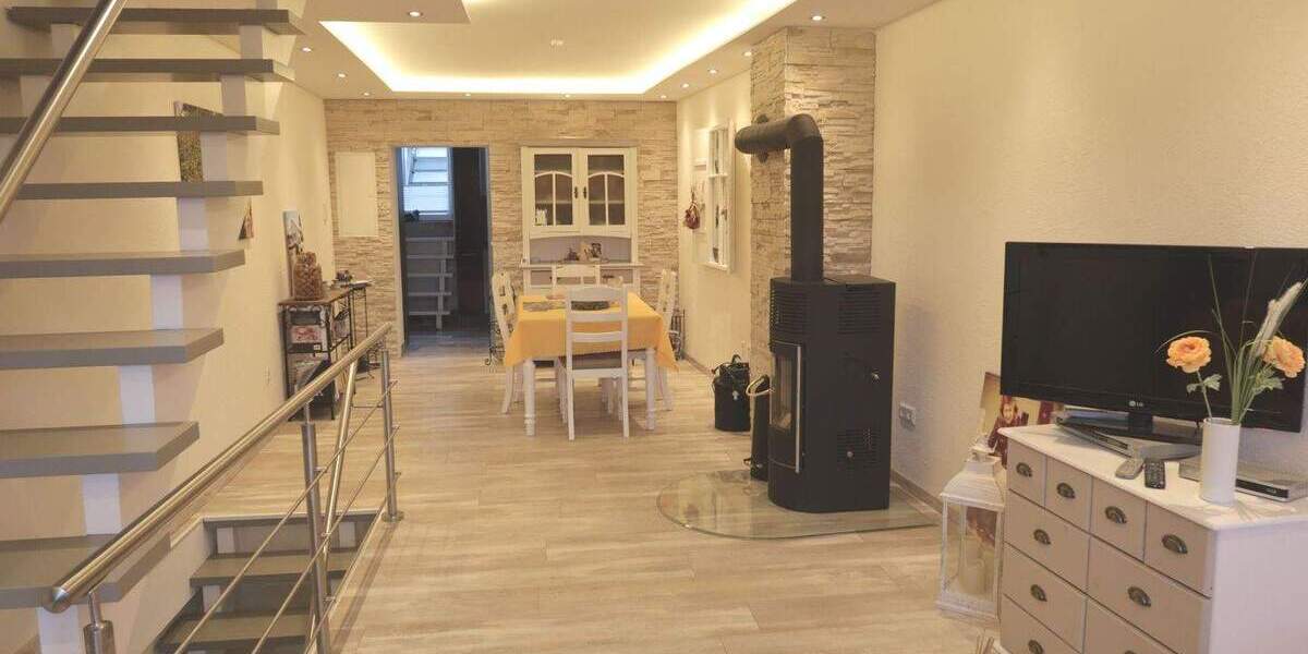 Reihenhaus Oberndorf am Neckar Oberndorf - 3 Zimmer, 67 m&sup2;, 189.000&euro; | Angebot:25670147