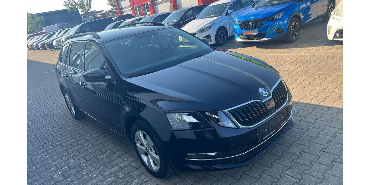 Skoda Octavia 83.500 km 13.890 &euro; Bad Dürrheim 78073