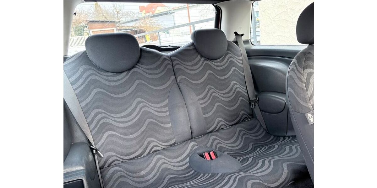 Mini Cooper Coupé 149.214 km 1.999 &euro; Villingen-Schwenningen 78048