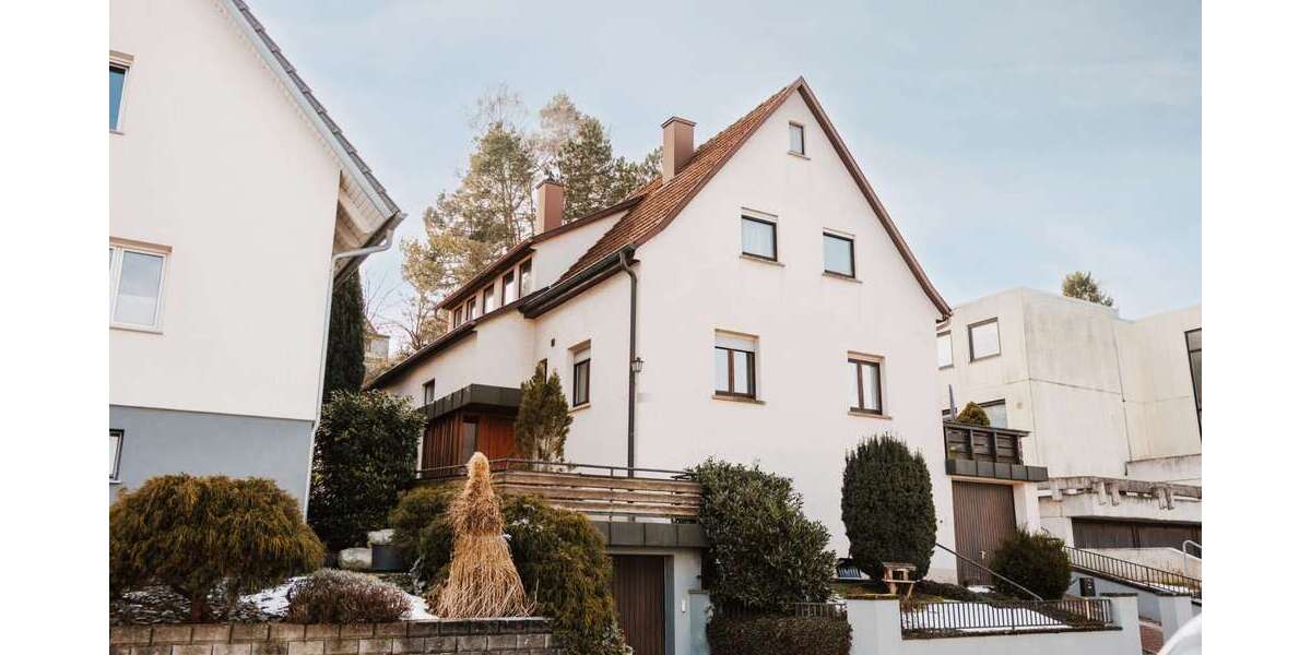 Einfamilienhaus Rottweil - 7 Zimmer, 138 m&sup2;, 365.000&euro; | Angebot:24663207