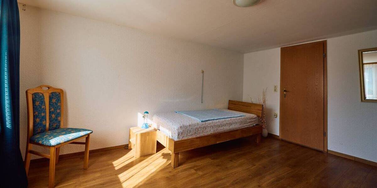 Einfamilienhaus Deißlingen - 5 Zimmer, 135 m&sup2;, 148.500&euro; | Angebot:26015843
