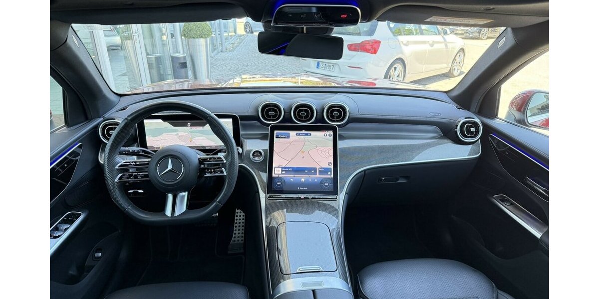 Mercedes-Benz GLC 300 d AMG/PANORAMA/4-MATIC/NAVI/MBUX/1.HAND 39.620 km 52.900 &euro; Villingen-Schwenningen 78054