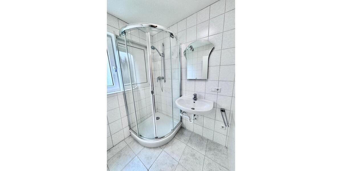 Etagenwohnung Villingen-Schwenningen Schwenningen - 3 Zimmer, 85 m&sup2;, 950&euro; | Angebot:26636228