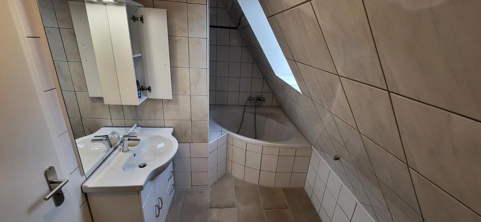 Etagenwohnung Talheim - 4 Zimmer, 80 m&sup2;, 750&euro; | Angebot:25289304