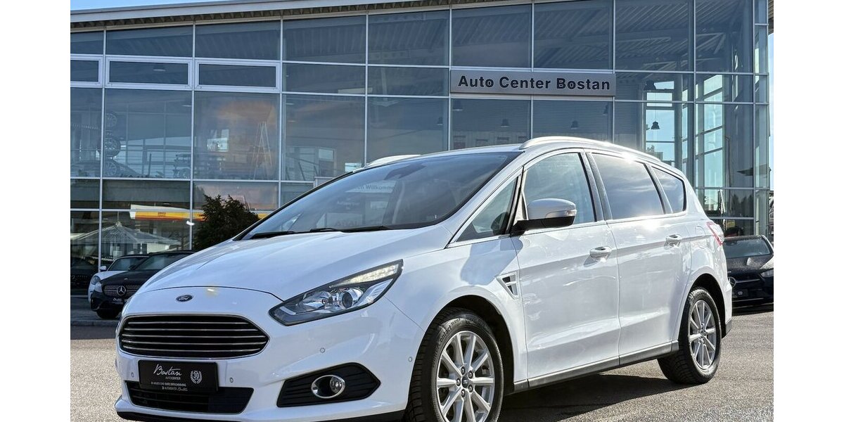 Ford S-Max 2.0 TDCI TITANIUM/7-SITZER/NAVI/AUTOMATIK 170.784 km 11.900 &euro; Villingen-Schwenningen 78054