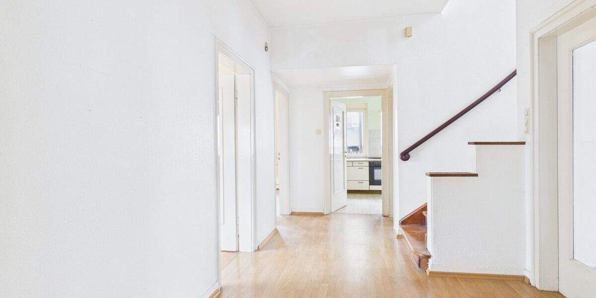 Einfamilienhaus Rottweil - 8 Zimmer, 228 m&sup2;, 540.000&euro; | Angebot:25801097