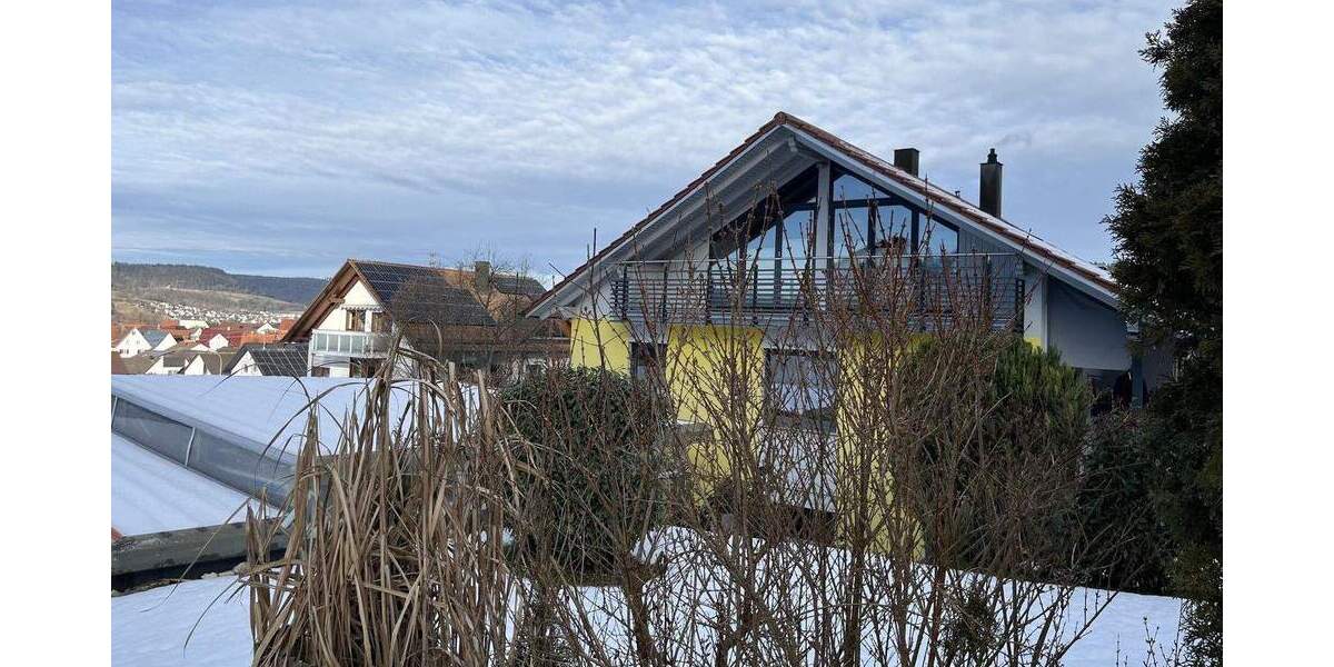 Einfamilienhaus Tuttlingen Nendingen - 8 Zimmer, 221 m&sup2;, 649.000&euro; | Angebot:25676929