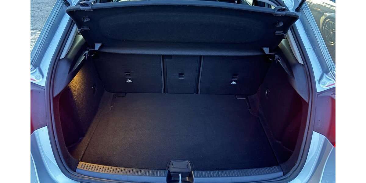 Mercedes-Benz A 250 BUSSINES/NAVIGATION/HIGHPERFORMACE-LED/PDC 123.953 km 19.900 &euro; Villingen-Schwenningen 78054