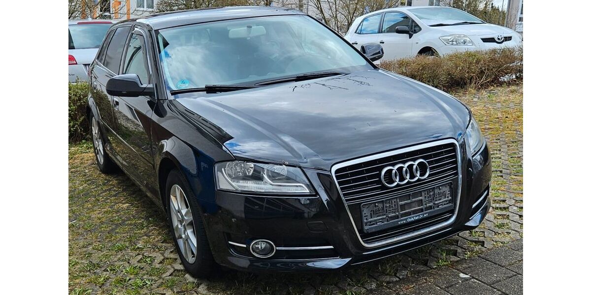 Audi A3 206.000 km 5.200 &euro; Rottweil 78628