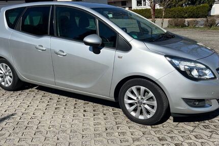 Opel Meriva 142.500 km 6.600 &euro; deißlingen 78652