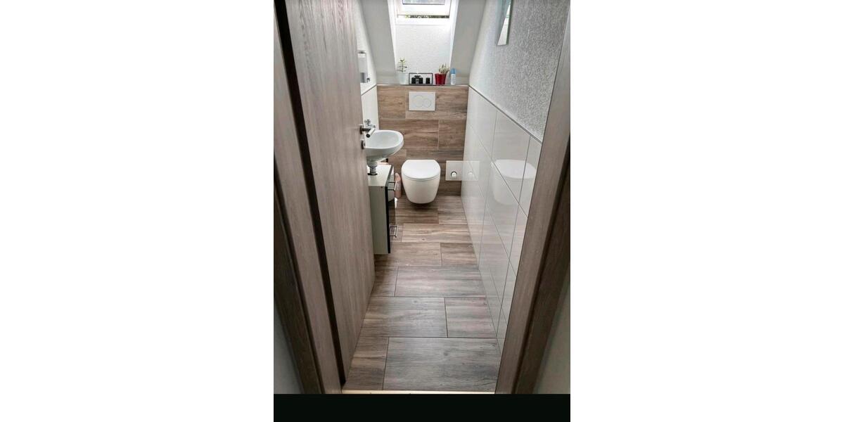 Etagenwohnung Bad Dürrheim - 4.5 Zimmer, 120 m&sup2;, 1.500&euro; | Angebot:25755996