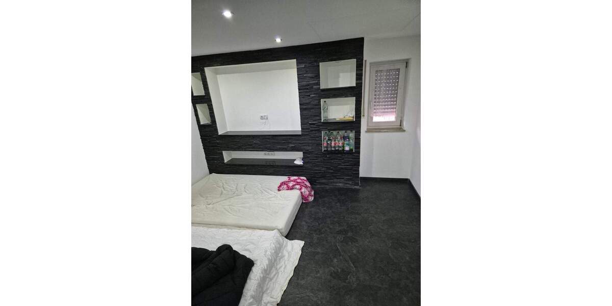 Etagenwohnung Wellendingen - 3 Zimmer, 90 m&sup2;, 950&euro; | Angebot:25678973