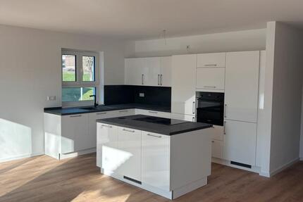 Wohnung Oberndorf am Neckar - 4 Zimmer, 110 m&sup2;, 1.399&euro; | Angebot:25944142
