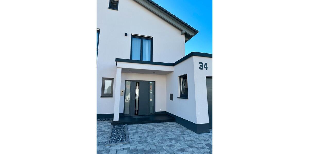 Einfamilienhaus Trossingen - 6 Zimmer, 180 m&sup2;, 775.000&euro; | Angebot:24241048