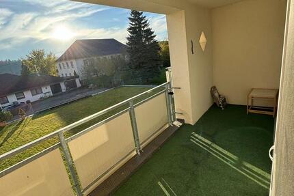 Wohnung Donaueschingen - 3 Zimmer, 80 m&sup2;, 800&euro; | Angebot:25829680