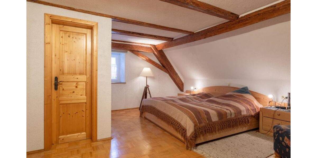 Bauernhaus, Landhaus Hüfingen Fürstenberg - 6 Zimmer, 262 m&sup2;, 379.000&euro; | Angebot:25671057