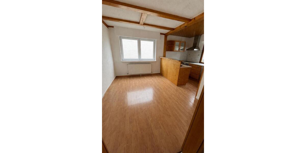 Erdgeschoßwohnung Wellendingen - 5 Zimmer, 107 m&sup2;, 1.150&euro; | Angebot:25967866