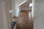 Dachgeschoßwohnung Villingen-Schwenningen Schwenningen - 3 Zimmer, 800&euro; | Angebot:21795335