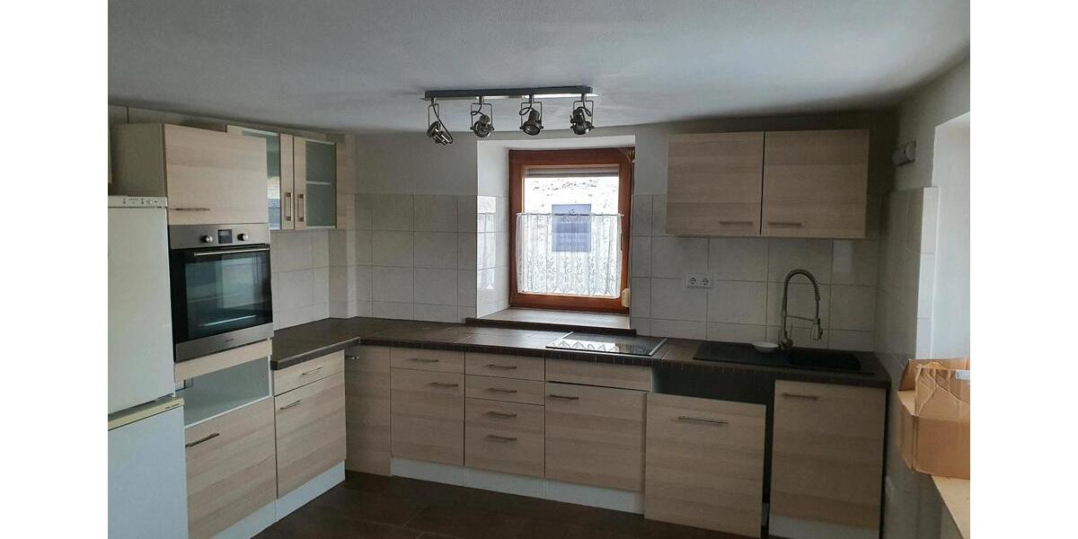 Mehrfamilienhaus, Wohnhaus Geisingen - 8 Zimmer, 180 m&sup2;, 295.000&euro; | Angebot:25081932