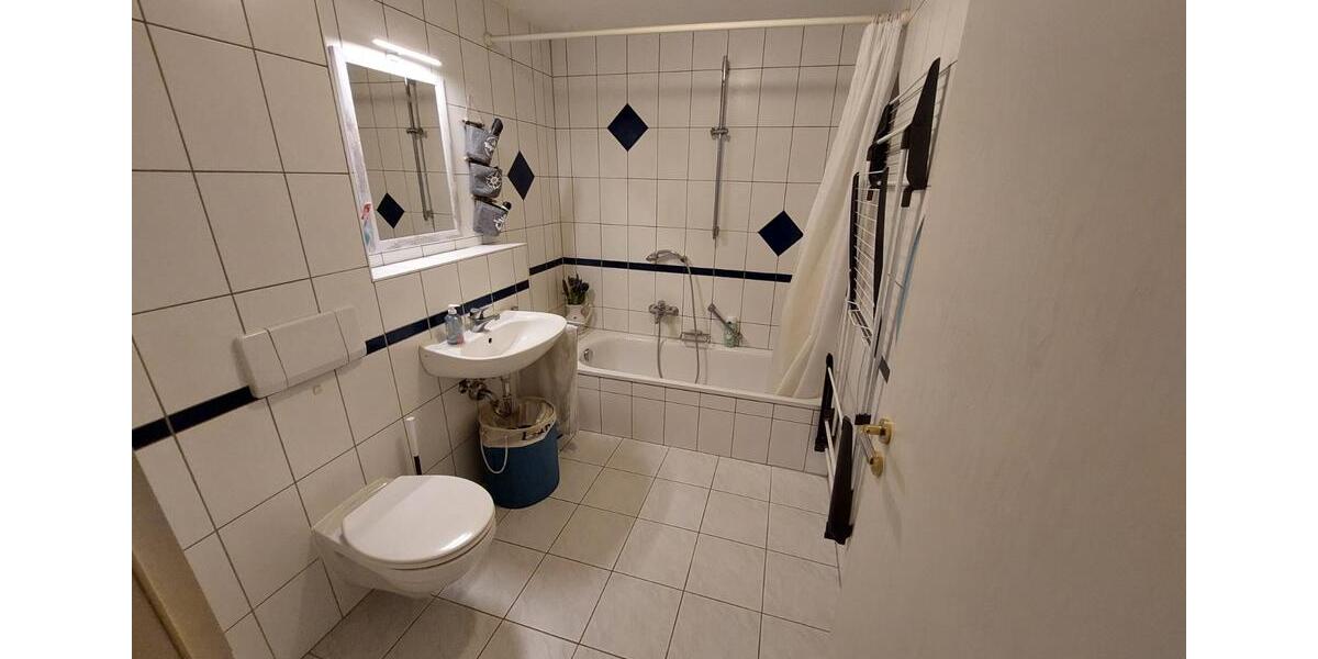 Erdgeschoßwohnung Bad Dürrheim - 2.5 Zimmer, 71 m&sup2;, 150.000&euro; | Angebot:23580252