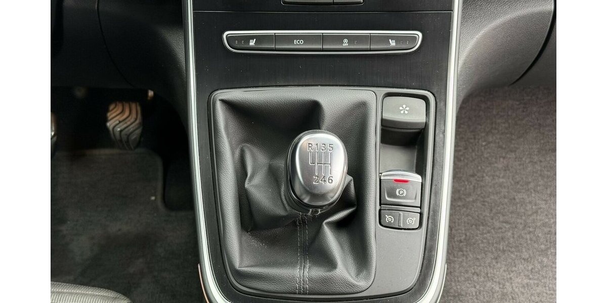 Renault Scenic IV GRAND INTENS/RELAX-PAKET/NAVIGATION 52.745 km 12.900 &euro; Villingen-Schwenningen 78054