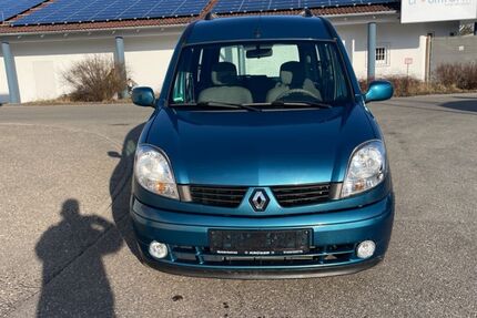 Renault Kangoo 126.000 km 2.950 &euro; Trossingen 78647